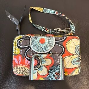 Vera Bradley Flower Shower Smart Phone Wristlet Phone Case